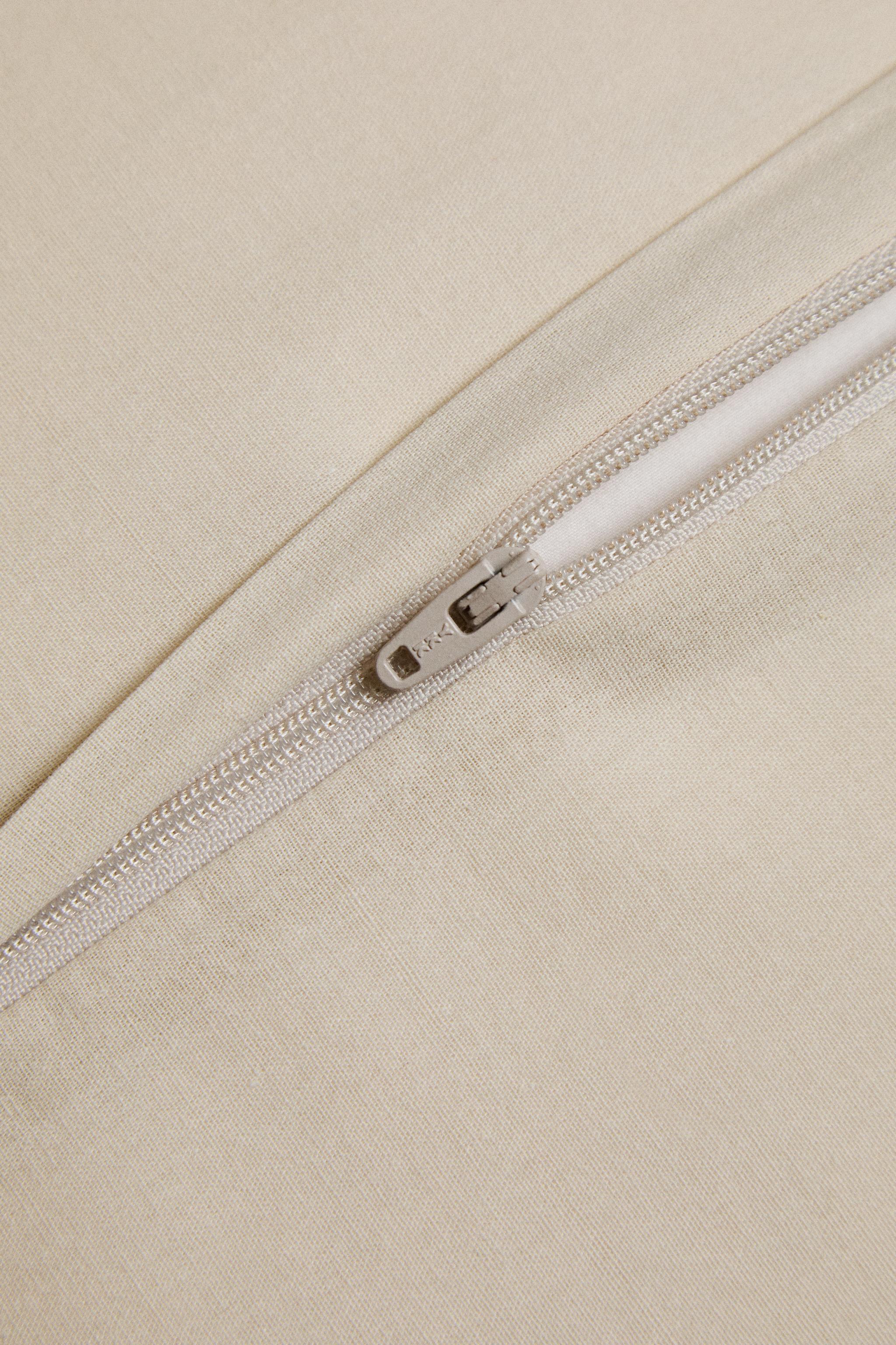 LINEN AND COTTON THROW PILLOW COVER